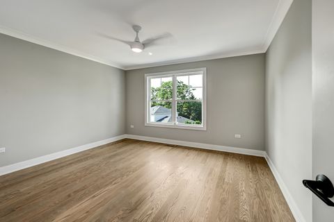 Tiny photo for 131 Harding Court, Glen Ellyn, IL 60137 (MLS # 12385879)