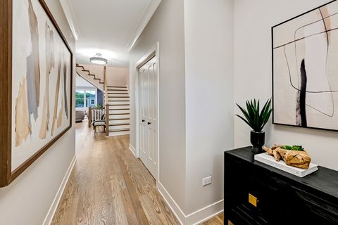 Tiny photo for 131 Harding Court, Glen Ellyn, IL 60137 (MLS # 12385879)