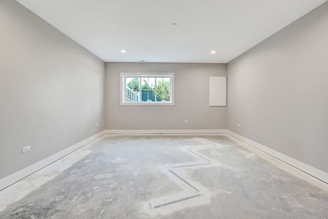 Tiny photo for 131 Harding Court, Glen Ellyn, IL 60137 (MLS # 12385879)