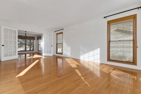 Tiny photo for 5260 Sawhorse Drive, Hoffman Estates, IL 60192 (MLS # 12548676)