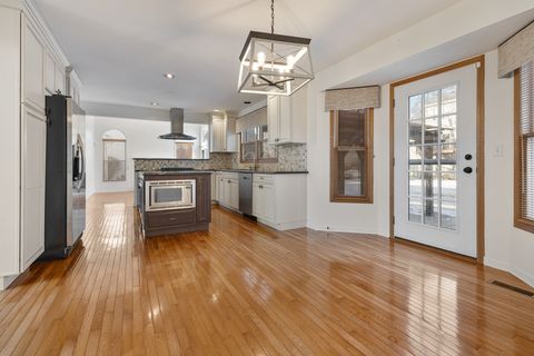 Tiny photo for 5260 Sawhorse Drive, Hoffman Estates, IL 60192 (MLS # 12548676)