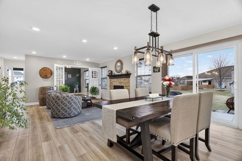 Tiny photo for 1873 Sunflower Court, Morris, IL 60450 (MLS # 12503110)