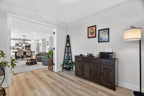 Tiny photo for 1873 Sunflower Court, Morris, IL 60450 (MLS # 12503110)