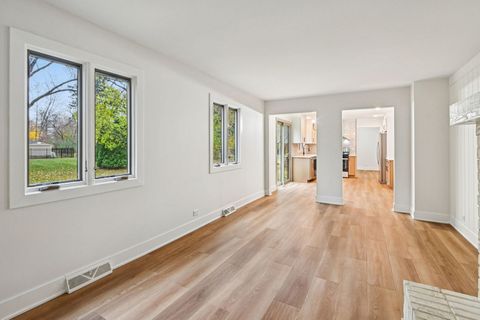 Tiny photo for 123 N Western Avenue, Bartlett, IL 60103 (MLS # 12521539)