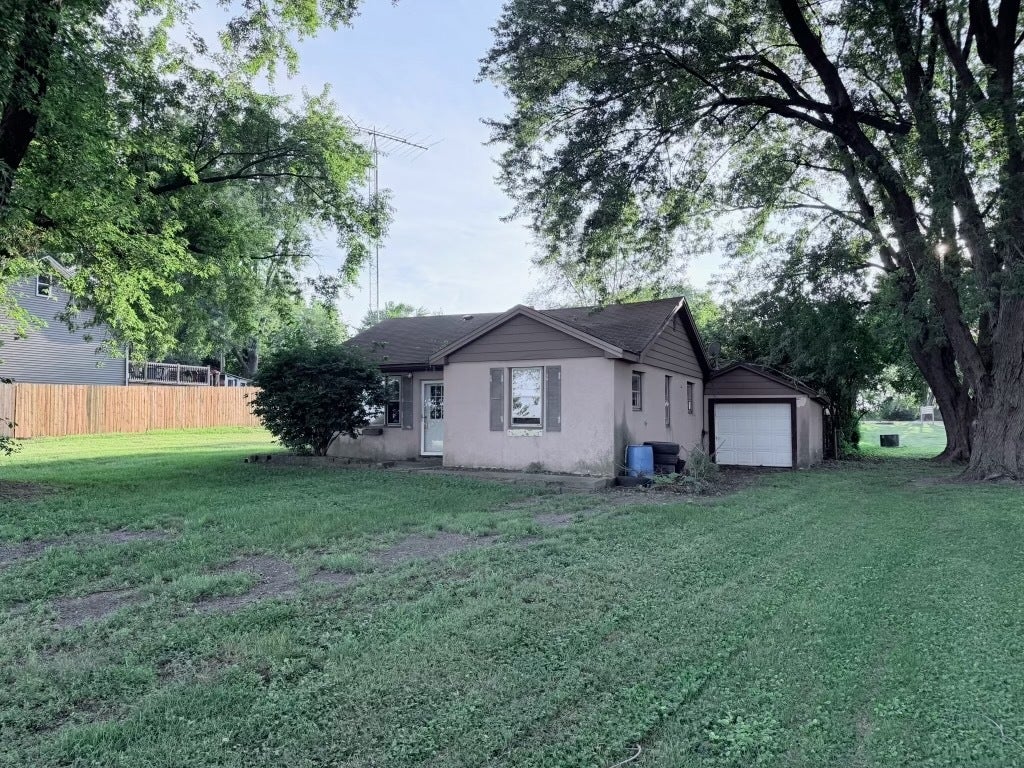 248 N 4000e Road
