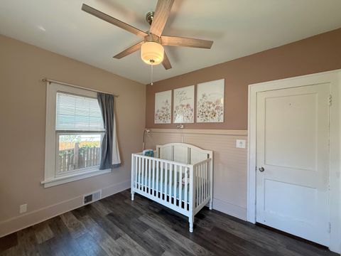 Tiny photo for 1113 E Central Park Avenue, Davenport, IA 52803 (MLS # 12667899)