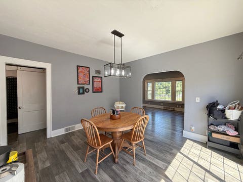 Tiny photo for 1113 E Central Park Avenue, Davenport, IA 52803 (MLS # 12667899)