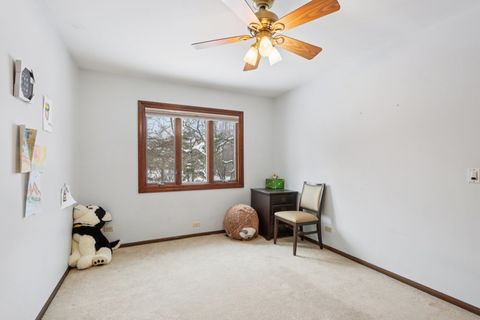 Tiny photo for 690 Dunhill Drive, Buffalo Grove, IL 60089 (MLS # 12531315)