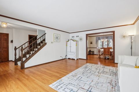 Tiny photo for 690 Dunhill Drive, Buffalo Grove, IL 60089 (MLS # 12531315)