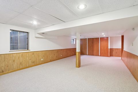 Tiny photo for 690 Dunhill Drive, Buffalo Grove, IL 60089 (MLS # 12531315)