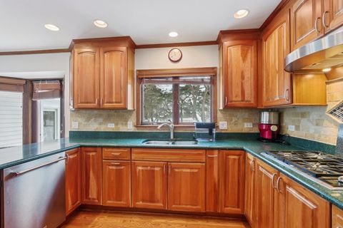 Tiny photo for 690 Dunhill Drive, Buffalo Grove, IL 60089 (MLS # 12531315)