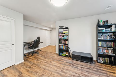 Tiny photo for 464 Valentine Way, Oswego, IL 60543 (MLS # 12585190)