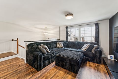 Tiny photo for 464 Valentine Way, Oswego, IL 60543 (MLS # 12585190)