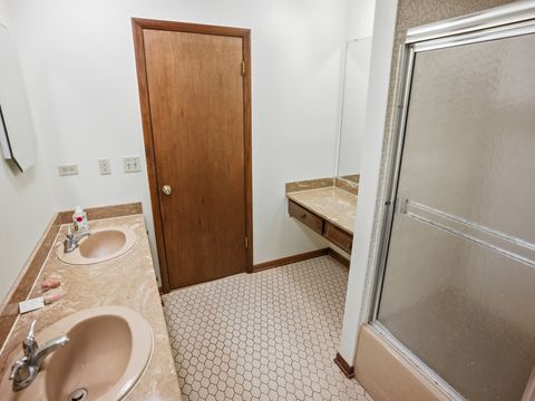 Tiny photo for 195 Clover Hill Lane, North Barrington, IL 60010 (MLS # 12515648)