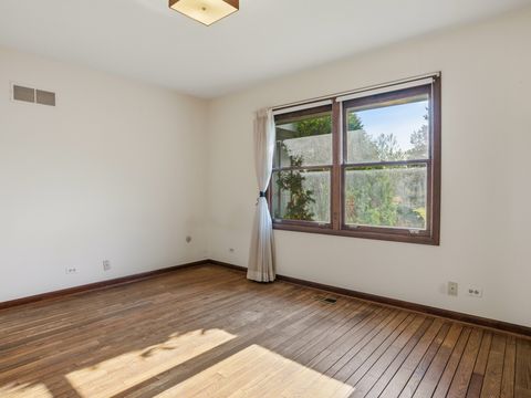 Tiny photo for 195 Clover Hill Lane, North Barrington, IL 60010 (MLS # 12515648)