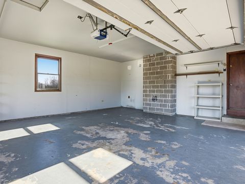 Tiny photo for 195 Clover Hill Lane, North Barrington, IL 60010 (MLS # 12515648)