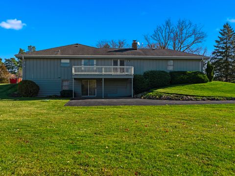 Tiny photo for 195 Clover Hill Lane, North Barrington, IL 60010 (MLS # 12515648)