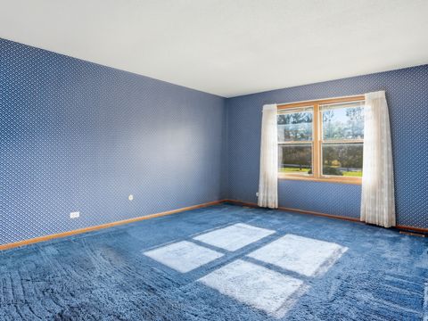 Tiny photo for 195 Clover Hill Lane, North Barrington, IL 60010 (MLS # 12515648)