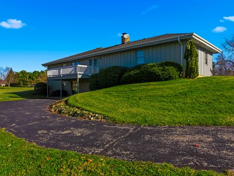 Tiny photo for 195 Clover Hill Lane, North Barrington, IL 60010 (MLS # 12515648)