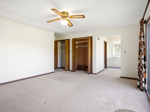 Tiny photo for 195 Clover Hill Lane, North Barrington, IL 60010 (MLS # 12515648)