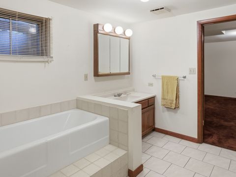 Tiny photo for 195 Clover Hill Lane, North Barrington, IL 60010 (MLS # 12515648)