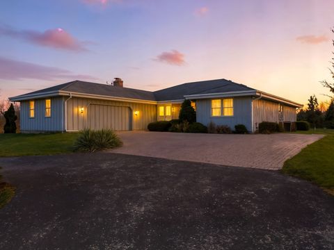 195 Clover Hill Lane North Barrington IL 60010