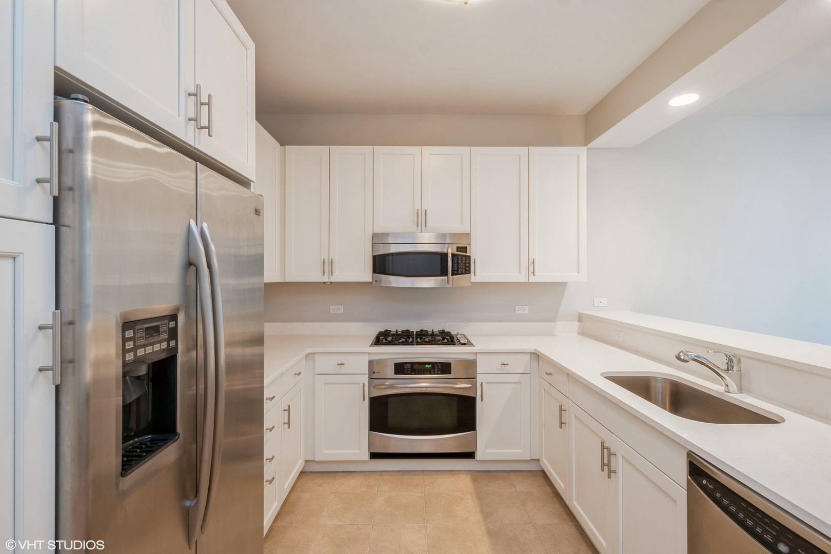 600 N Lake Shore Drive 2610