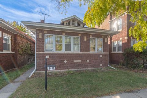 Photo of 8404 S Oglesby Avenue, Chicago, IL 60617 (MLS # 12492700)