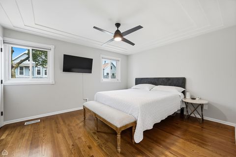 Tiny photo for 2659 N WAYNE Avenue #B, Chicago, IL 60614 (MLS # 12711205)