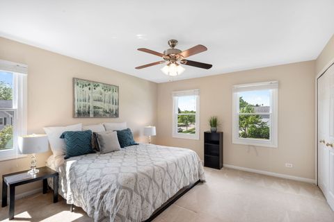 Tiny photo for 610 Fontana Place, Mundelein, IL 60060 (MLS # 12679629)