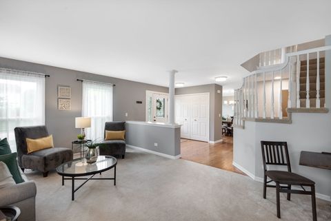 Tiny photo for 610 Fontana Place, Mundelein, IL 60060 (MLS # 12679629)