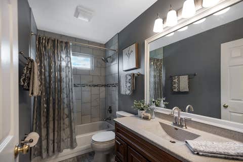 Tiny photo for 610 Fontana Place, Mundelein, IL 60060 (MLS # 12679629)