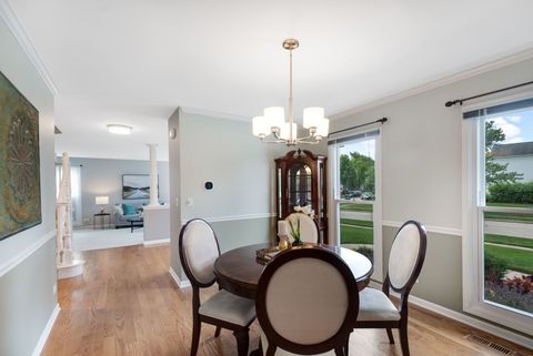 Tiny photo for 610 Fontana Place, Mundelein, IL 60060 (MLS # 12679629)