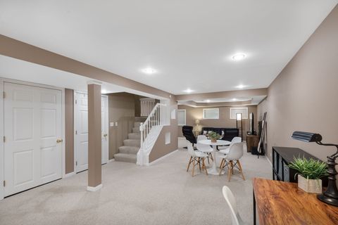 Tiny photo for 610 Fontana Place, Mundelein, IL 60060 (MLS # 12679629)