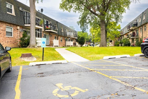 Tiny photo for 9994 S 84th Terrace #2-310, Palos Hills, IL 60465 (MLS # 12769344)
