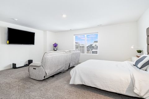 Tiny photo for 382 Hemlock Lane, Oswego, IL 60543 (MLS # 12537468)