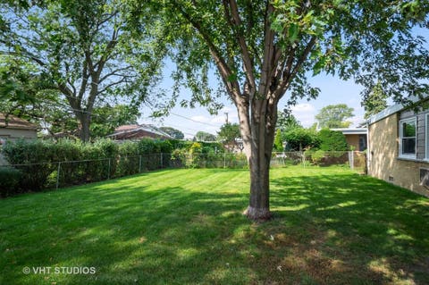 Tiny photo for 7811 W Winnemac Avenue, Norridge, IL 60706 (MLS # 12640225)