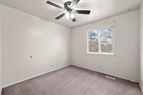 Tiny photo for 2 Oakmont Court, Streamwood, IL 60107 (MLS # 12513101)