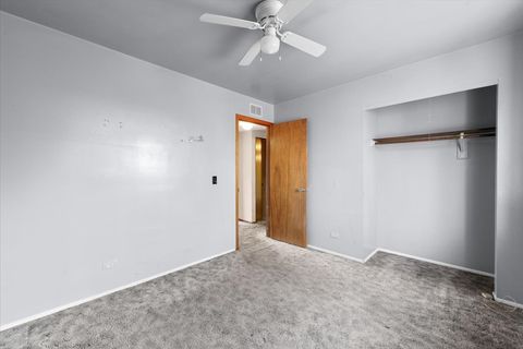 Tiny photo for 2 Oakmont Court, Streamwood, IL 60107 (MLS # 12513101)