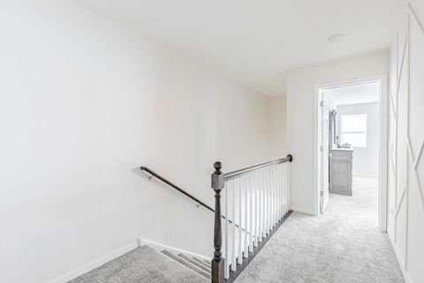 Tiny photo for 1050 E Oakton Street, Des Plaines, IL 60018 (MLS # 12507916)