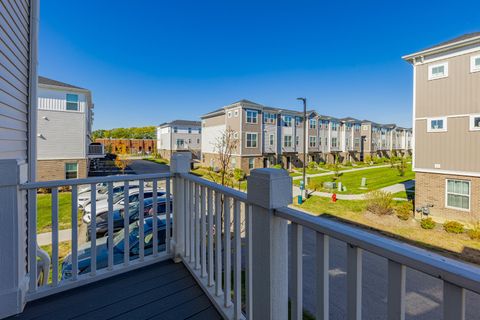 Tiny photo for 1050 E Oakton Street, Des Plaines, IL 60018 (MLS # 12507916)