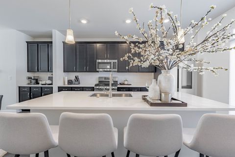 Tiny photo for 1050 E Oakton Street, Des Plaines, IL 60018 (MLS # 12507916)