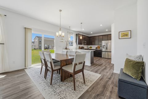 Tiny photo for 1313 Marston Street, South Elgin, IL 60177 (MLS # 12684519)