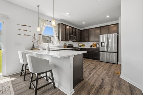 Tiny photo for 1313 Marston Street, South Elgin, IL 60177 (MLS # 12684519)