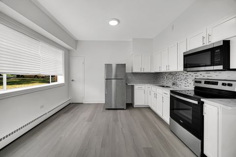 Tiny photo for 2710 W Summerdale Avenue #GA, Chicago, IL 60625 (MLS # 12510855)