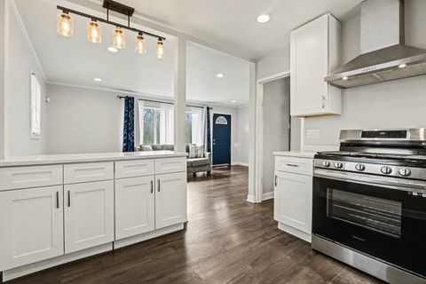 Tiny photo for 190 Monee Road, Park Forest, IL 60466 (MLS # 12610577)