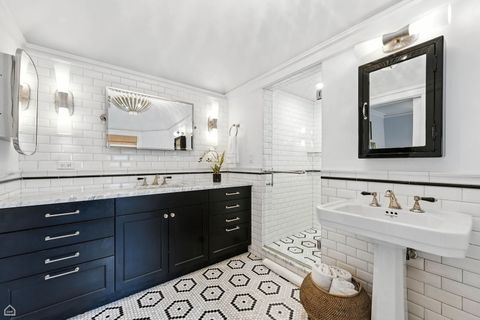 Tiny photo for 1234 E Madison Park Avenue #3W, Chicago, IL 60615 (MLS # 12465550)