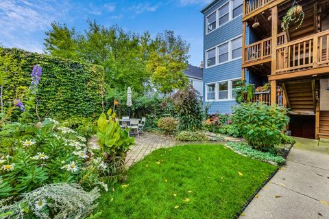 Tiny photo for 2530 W Winnemac Avenue #3W, Chicago, IL 60625 (MLS # 12557714)