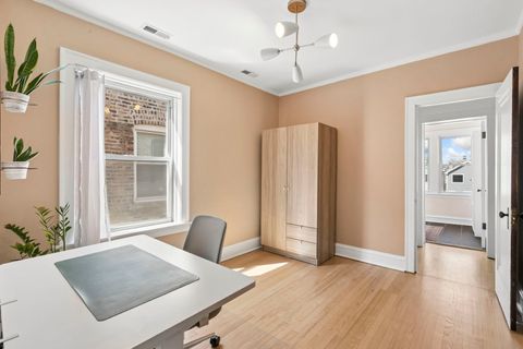 Tiny photo for 2530 W Winnemac Avenue #3W, Chicago, IL 60625 (MLS # 12557714)