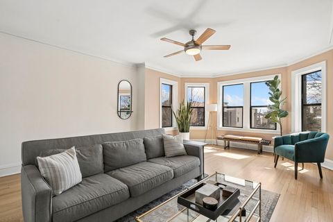 Tiny photo for 2530 W Winnemac Avenue #3W, Chicago, IL 60625 (MLS # 12557714)